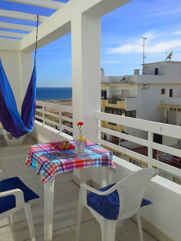 Charming With Sea View Apartment Монте Гордо Стая снимка